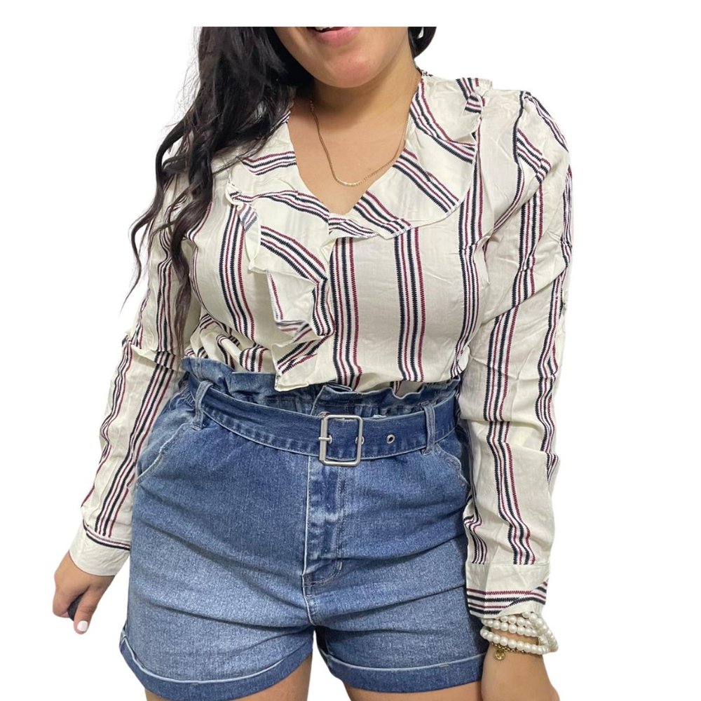 160.  NEW!! Women's ruffle button Front Blouse, size: L